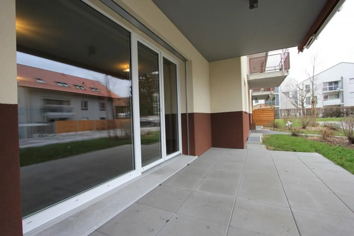 Modern Apartments with Terrace - Photo 2 of 9