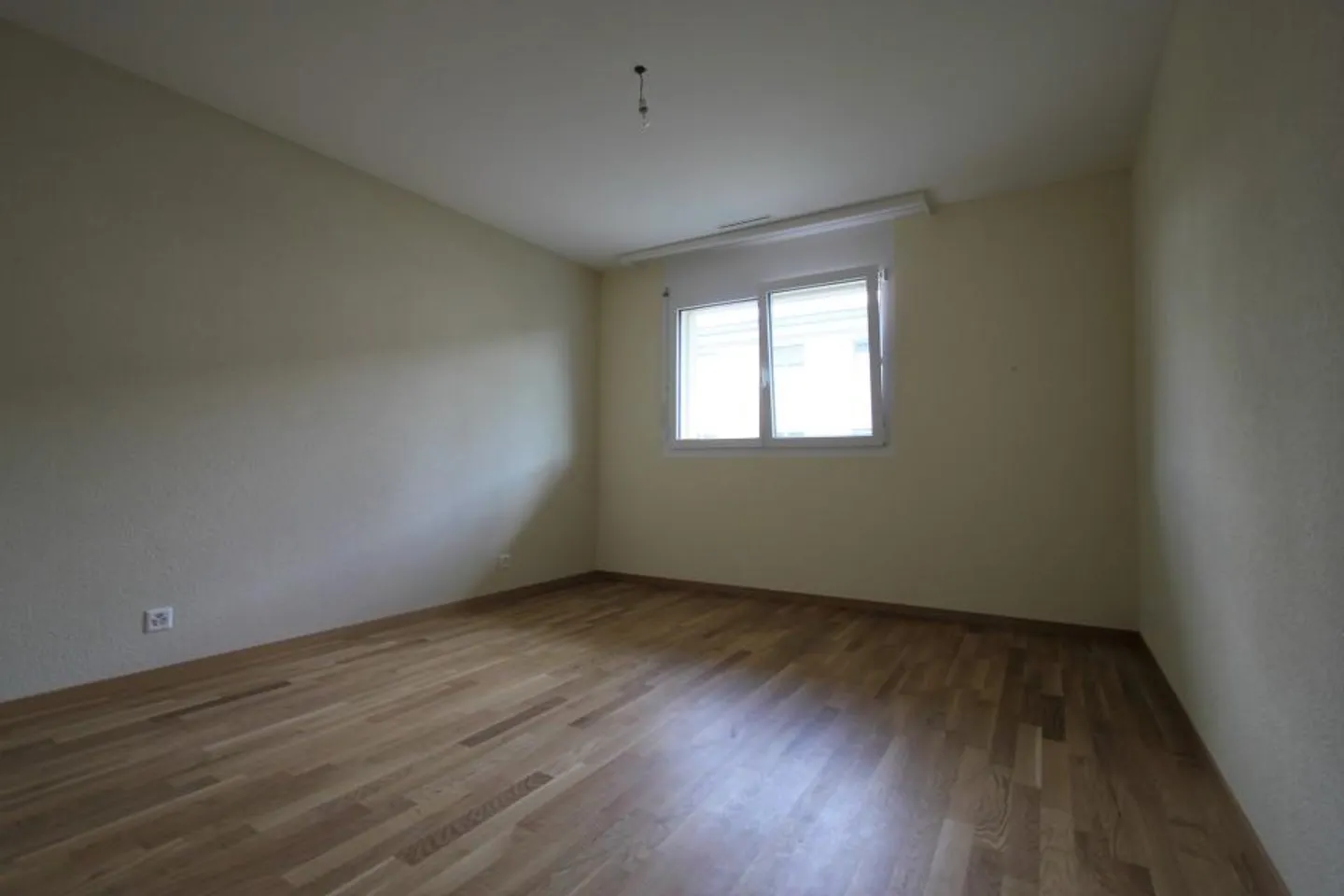 Modern Apartments with Terrace - Photo 5 of 9