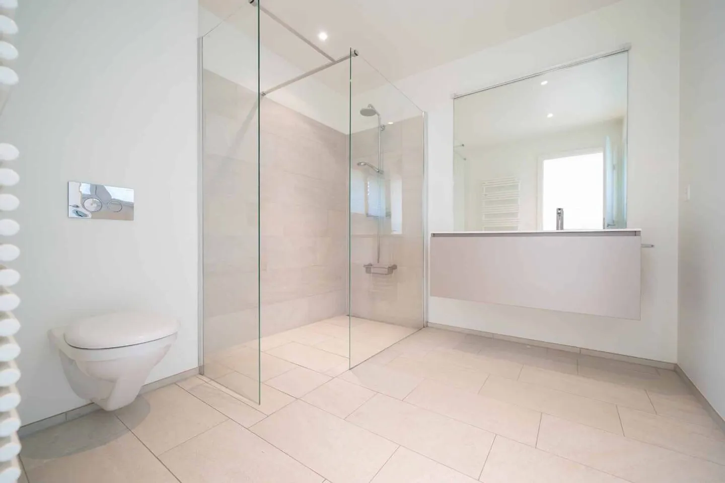 Magnifico appartamento di 3,5 locali vicino al lago - Foto 5 di 9