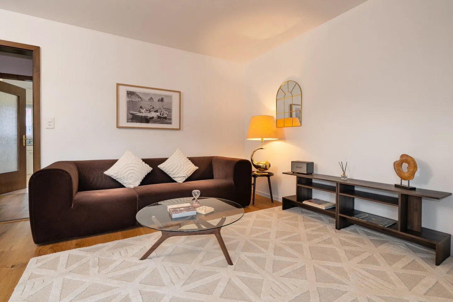 Stylish 3.5-room apartment with balcony and lake view in Kilchberg - Furnished & available immediately - Photo 2 of 31