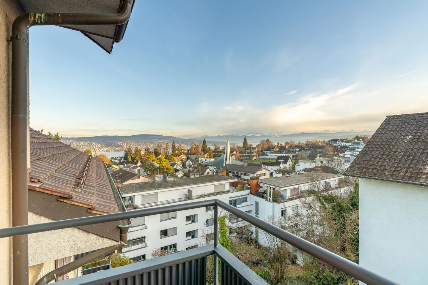 Stylish 3.5-room apartment with balcony and lake view in Kilchberg - Furnished & available immediately - Photo 6 of 31