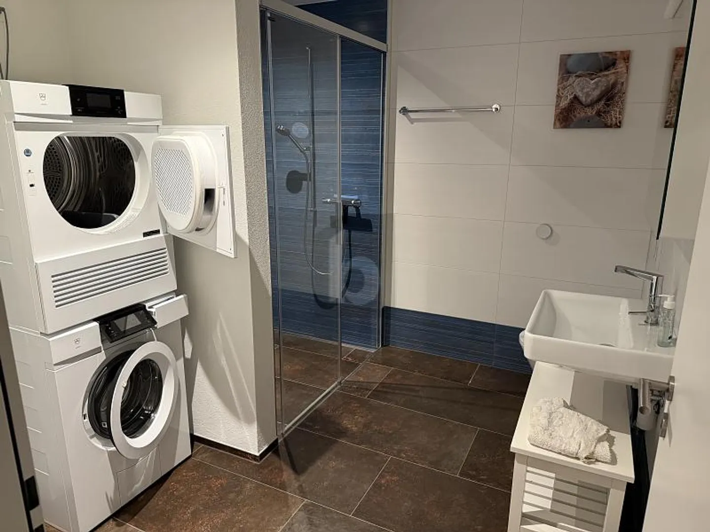 PURE COMFORT - MODERN AND CENTRAL - Photo 4 of 6