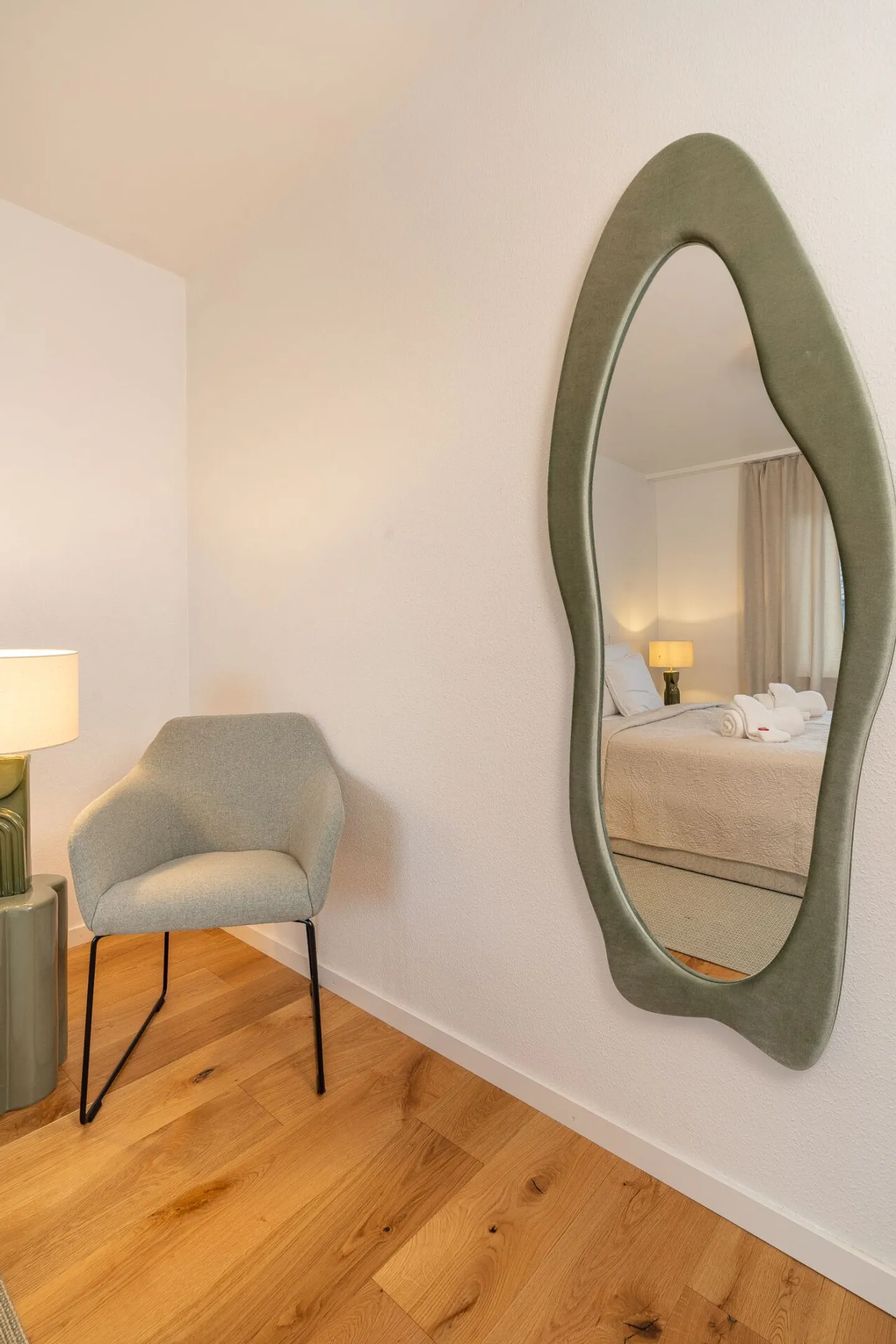 Stylish 3.5-room apartment with balcony and lake view in Kilchberg - Furnished & available immediately - Photo 14 of 31