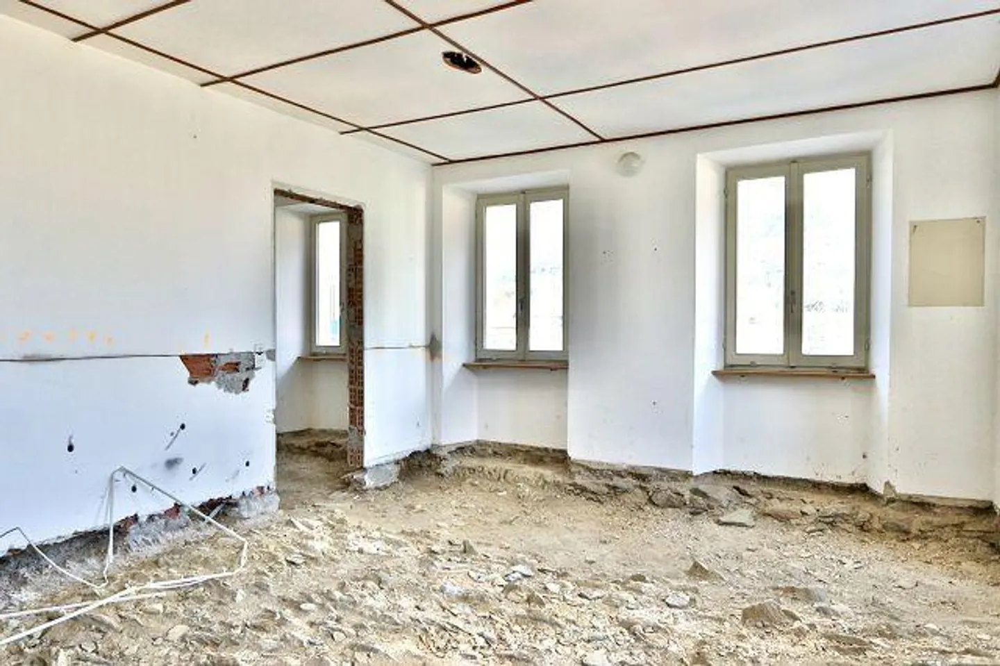 Casa di 10 locali da ristrutturare - Foto 7 di 30
