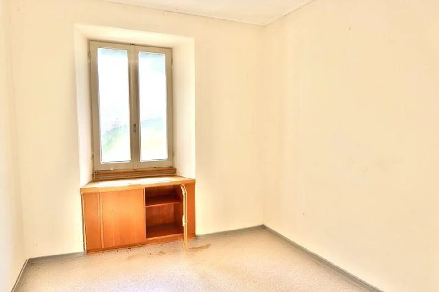 Casa di 10 locali da ristrutturare - Foto 9 di 30