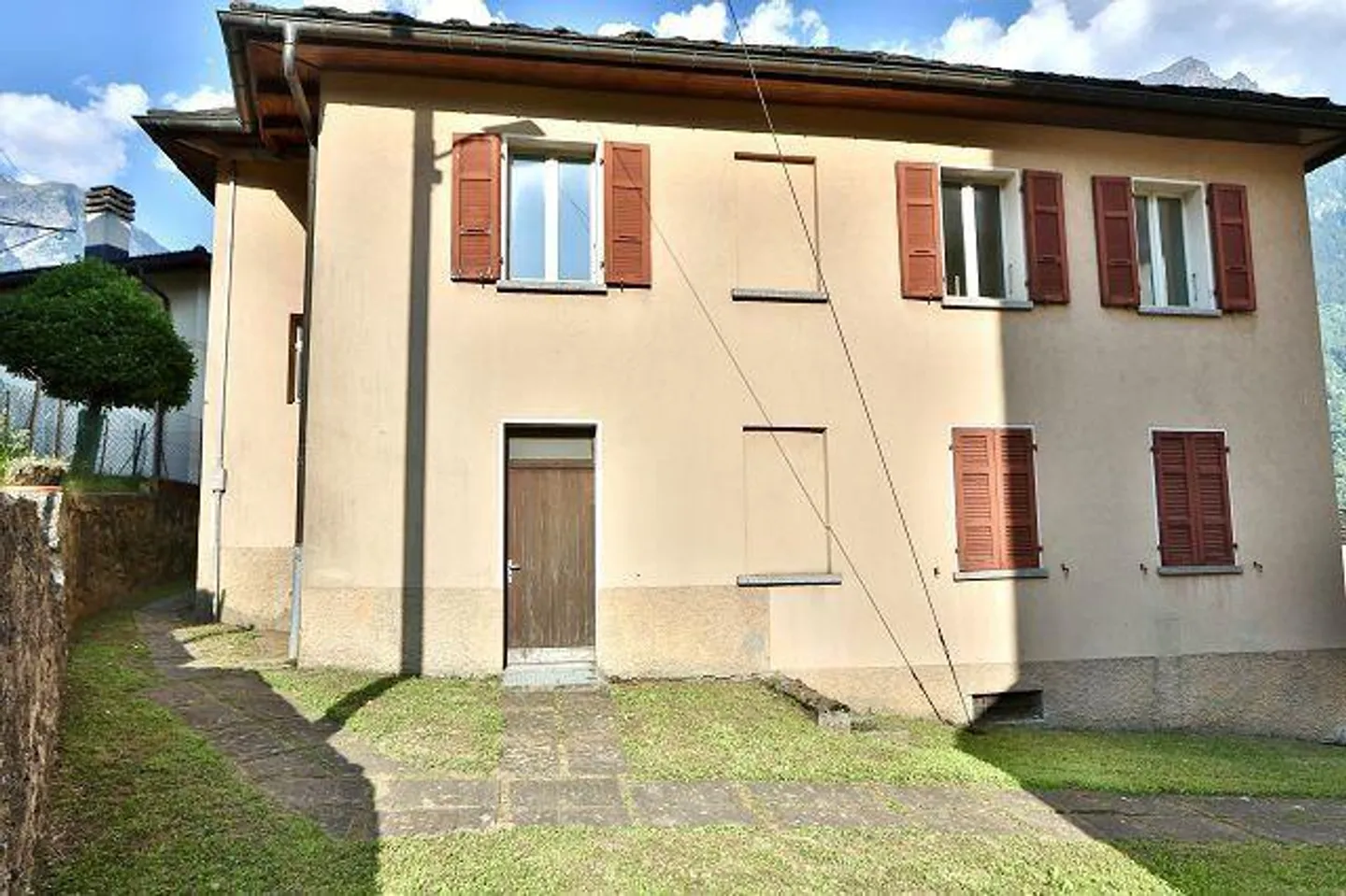 Casa di 10 locali da ristrutturare - Foto 2 di 30