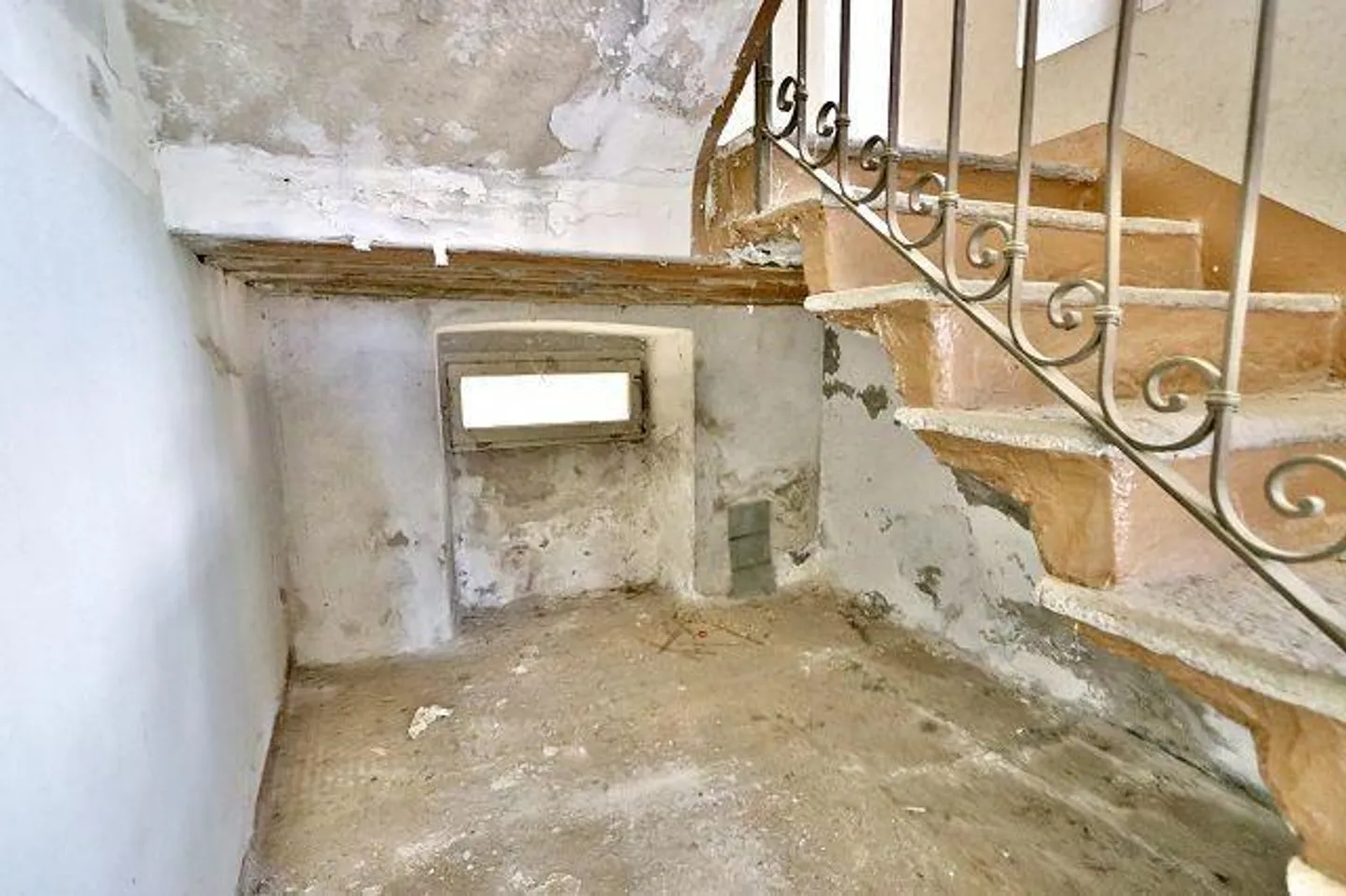 Casa di 10 locali da ristrutturare - Foto 21 di 30