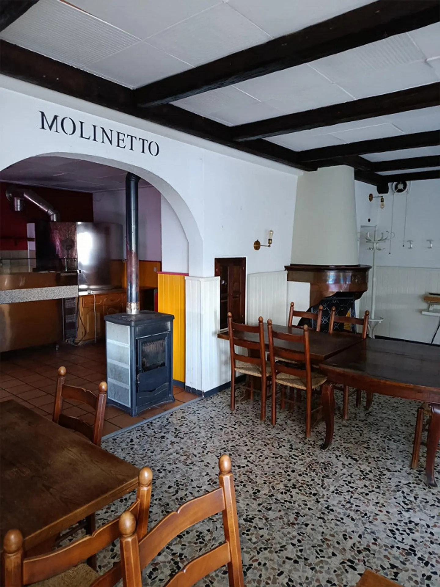 SAN NAZZARO - Property for sale with restaurant and 2 apartments - Photo 12 of 19
