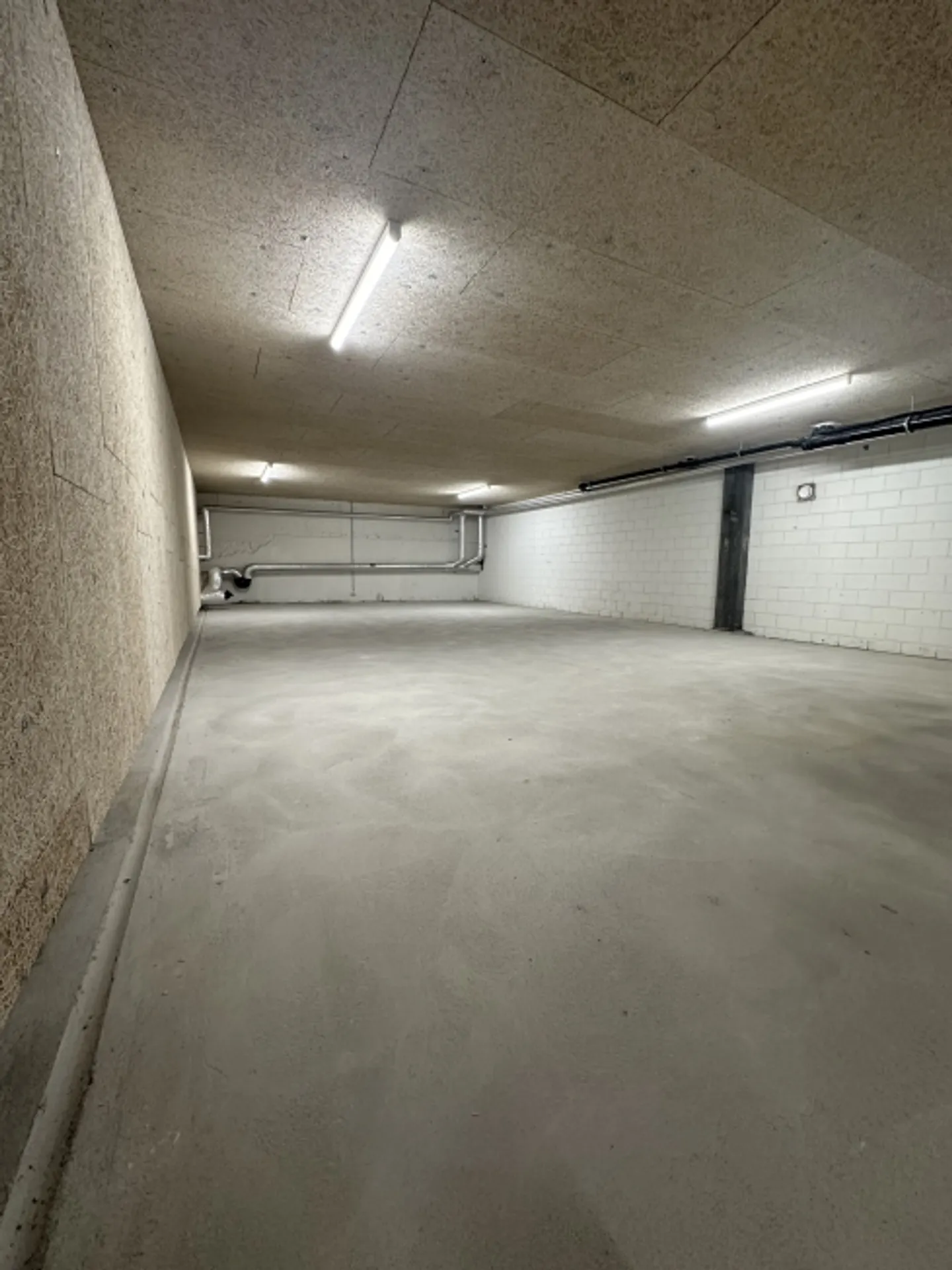 Storage room at Hallenstrasse 8 from 01.12.2025 - Photo 2 of 5