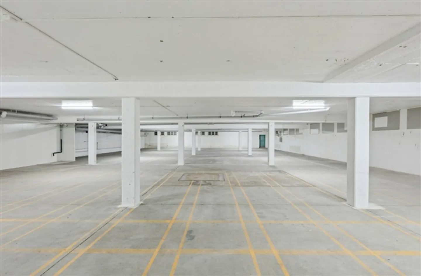 «Grosszügige Lagerfläche direkt in Bahnhofsnähe!» - Foto 5 von 9