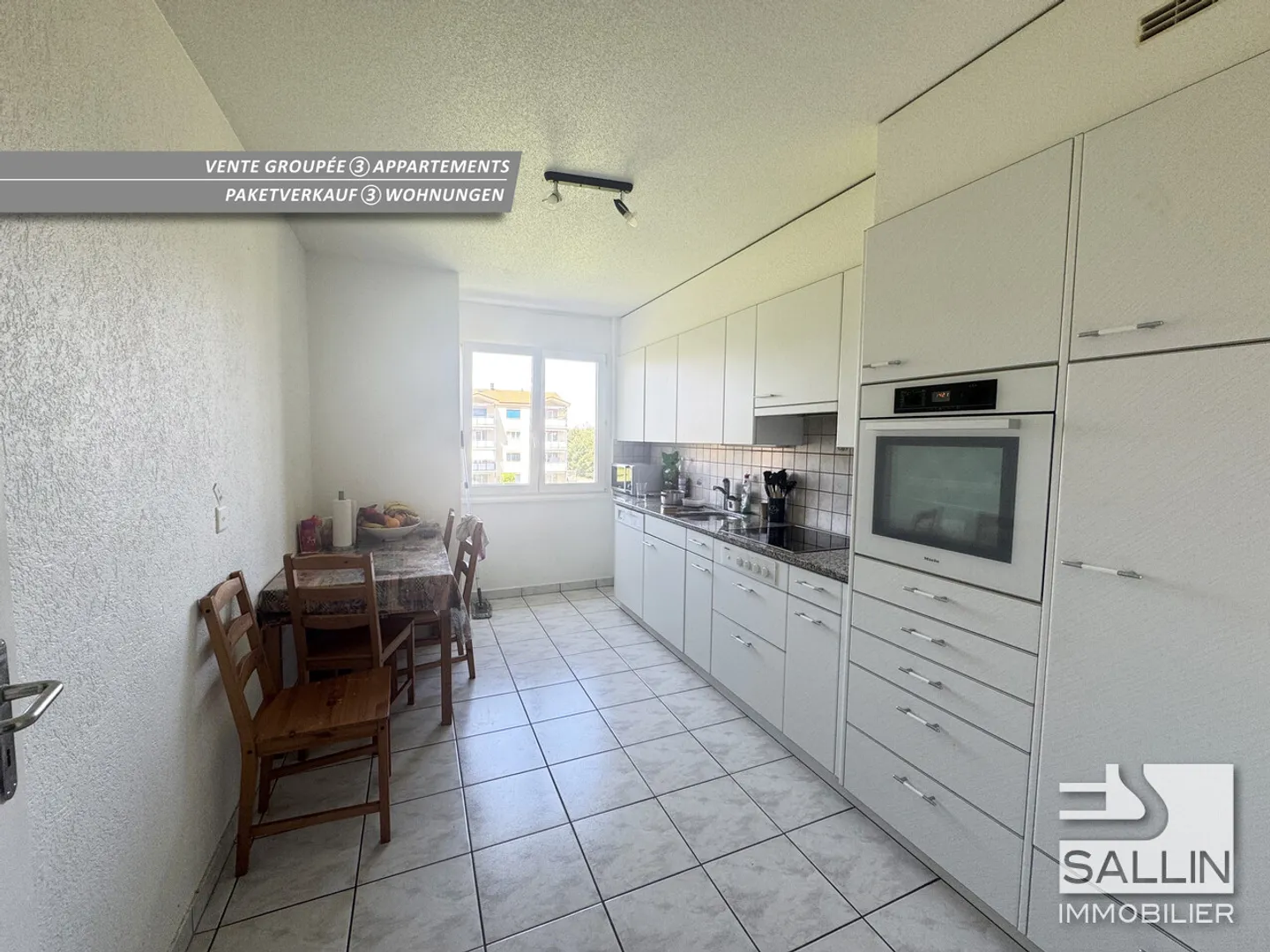 Charmant immeuble de 3 appartements - Photo 2 sur 12