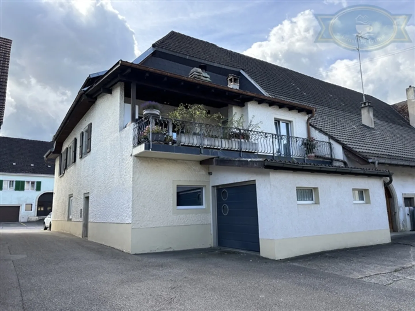 «Charmantes Haus im Zentrum des Dorfes Chevenez» - Foto 2 von 14