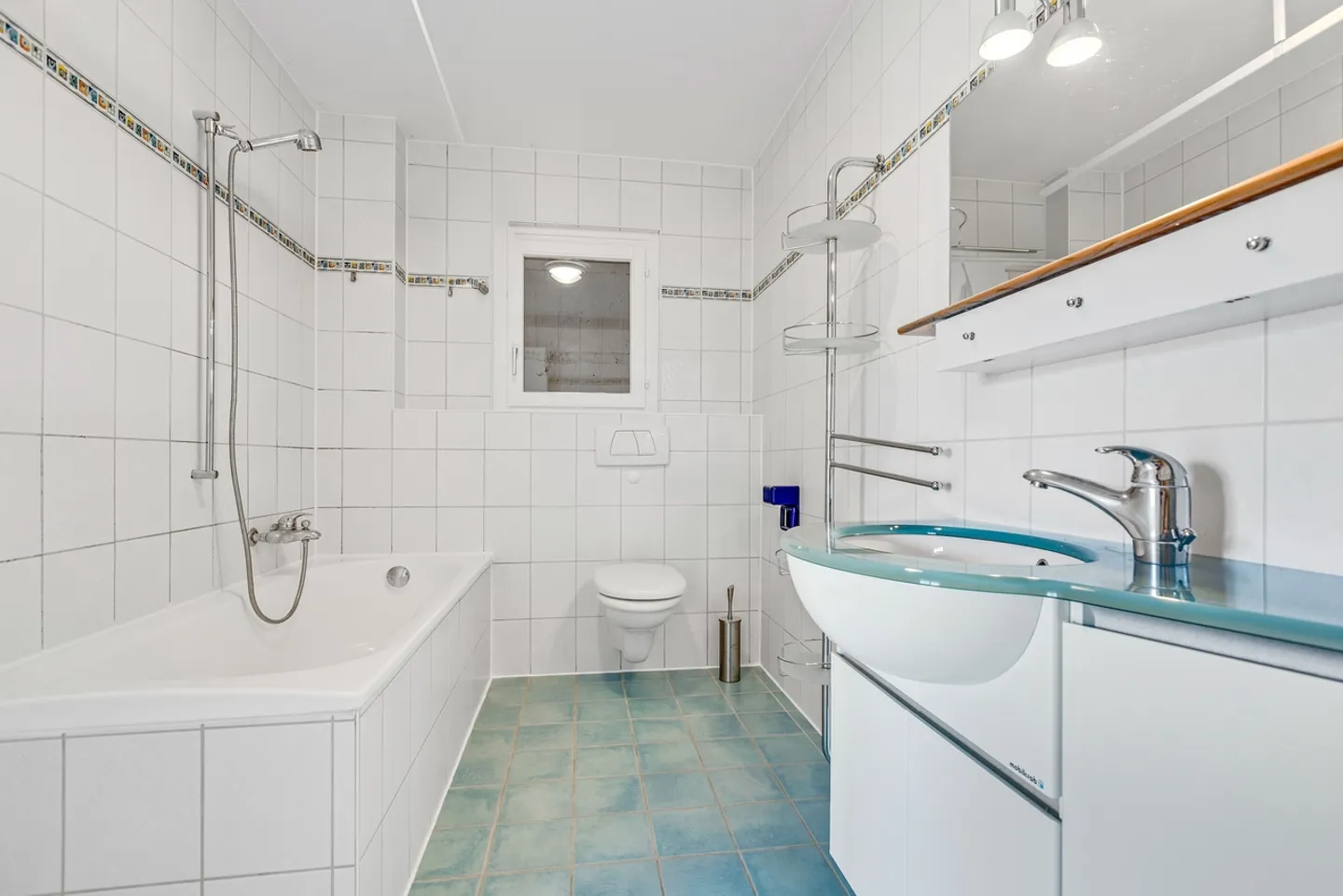 Villa by Architect with Panoramic View of the Vaud Alps and the Dents du Midi - Photo 9 of 13