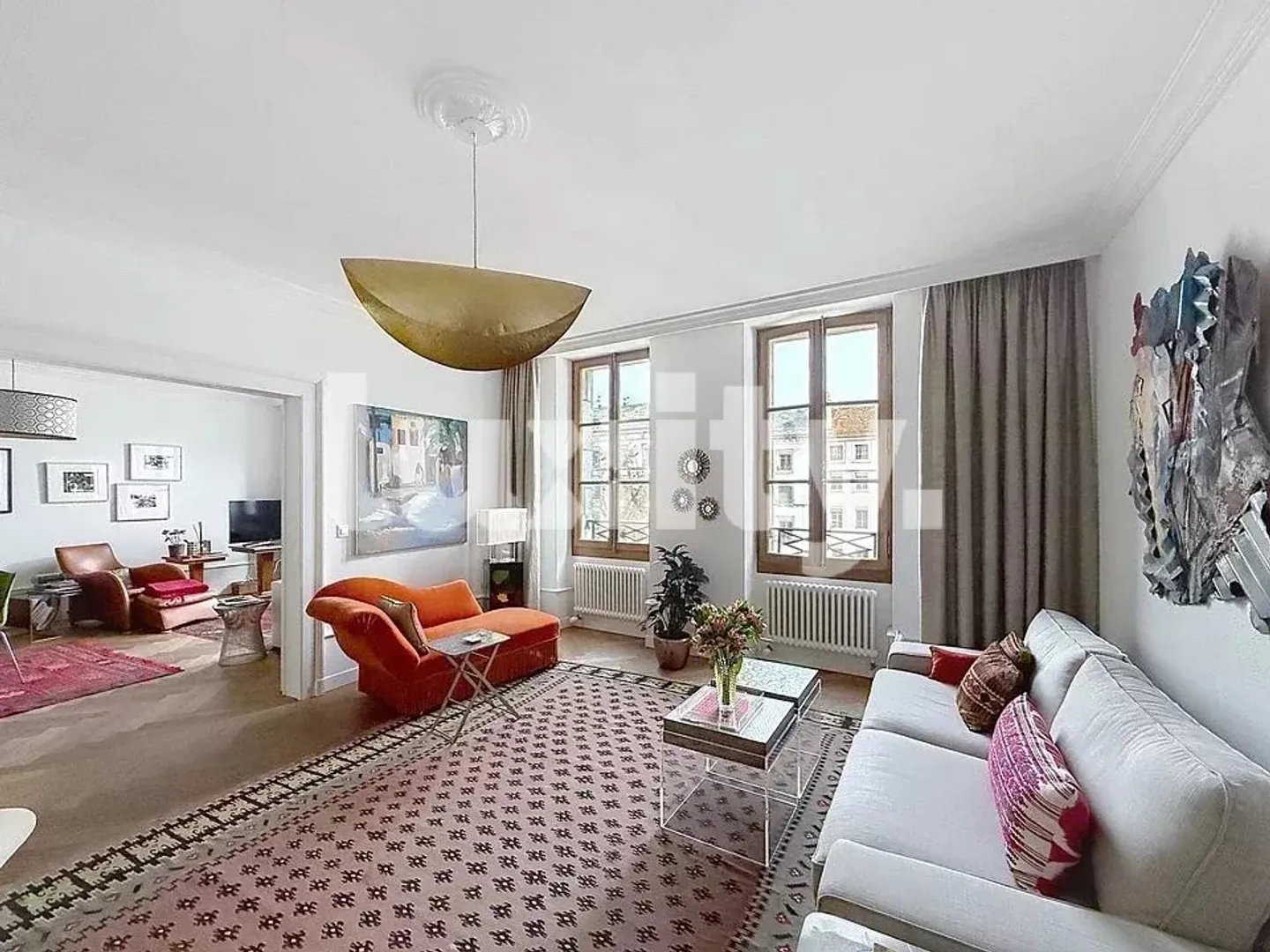 Charming Apartment in Geneva - Photo 2 of 8