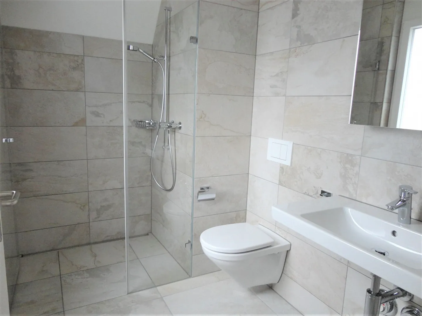 Large and well-maintained 3.5 room apartment in Böckten - Photo 10 of 11