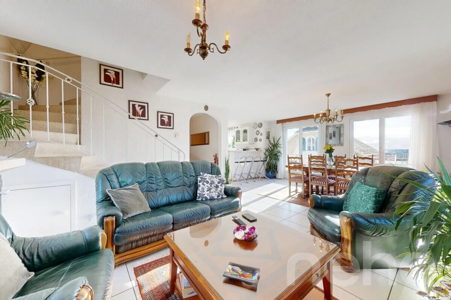 Bright duplex just steps from the center of Morges - Photo 2 of 13