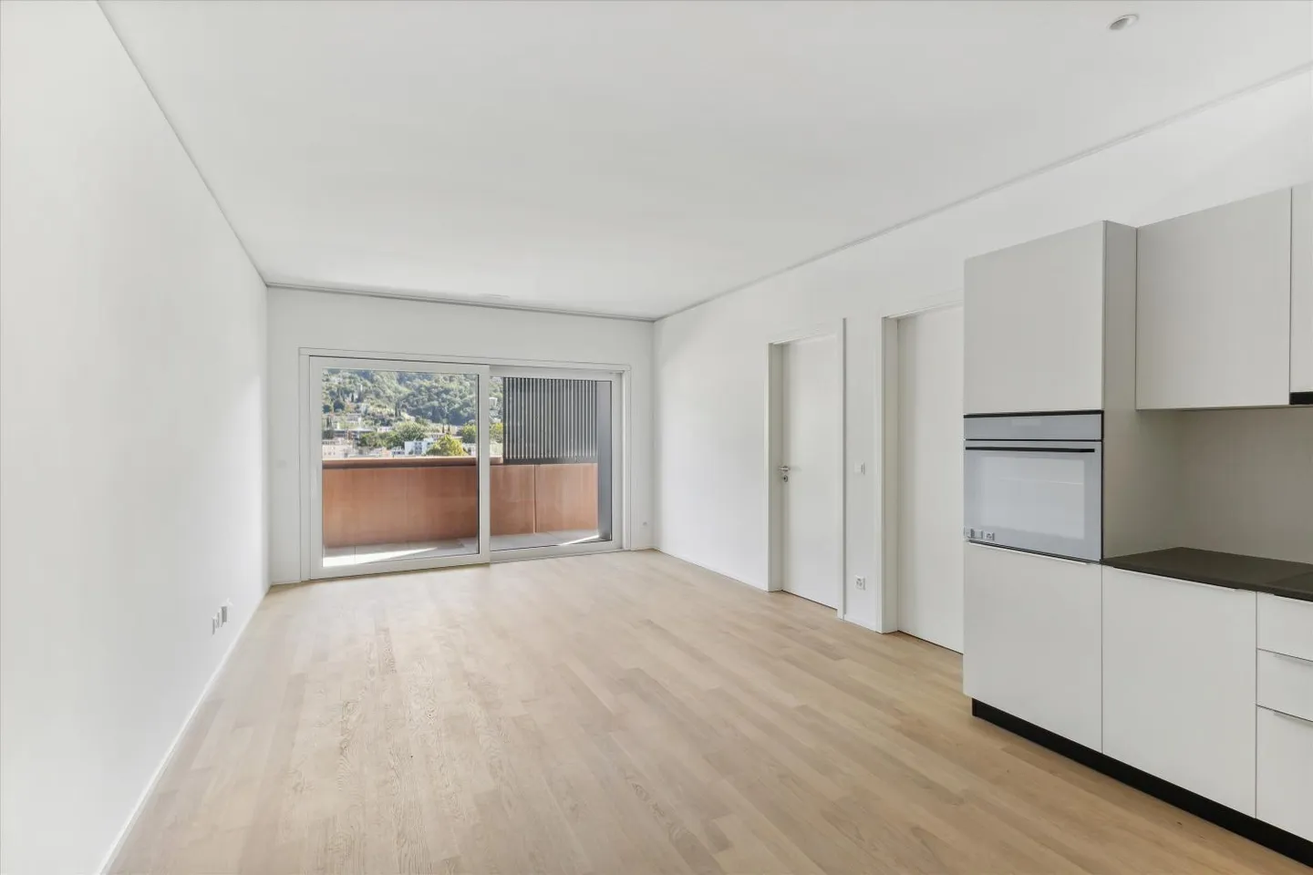 Appartamento moderno con terrazza - Foto 1 di 4