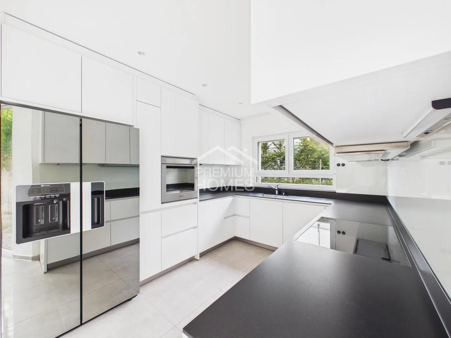 Ready to move in, modern and family-friendly - Your new home - Photo 6 of 13