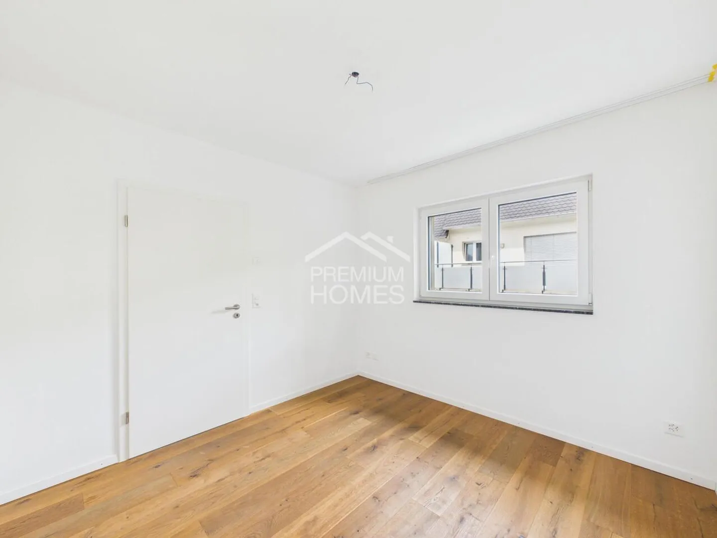 Ready to move in, modern and family-friendly - Your new home - Photo 8 of 13