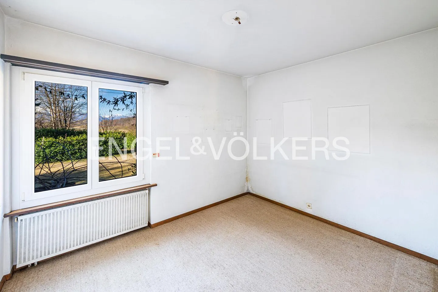 Maison individuelle avec grand terrain - Photo 8 sur 18