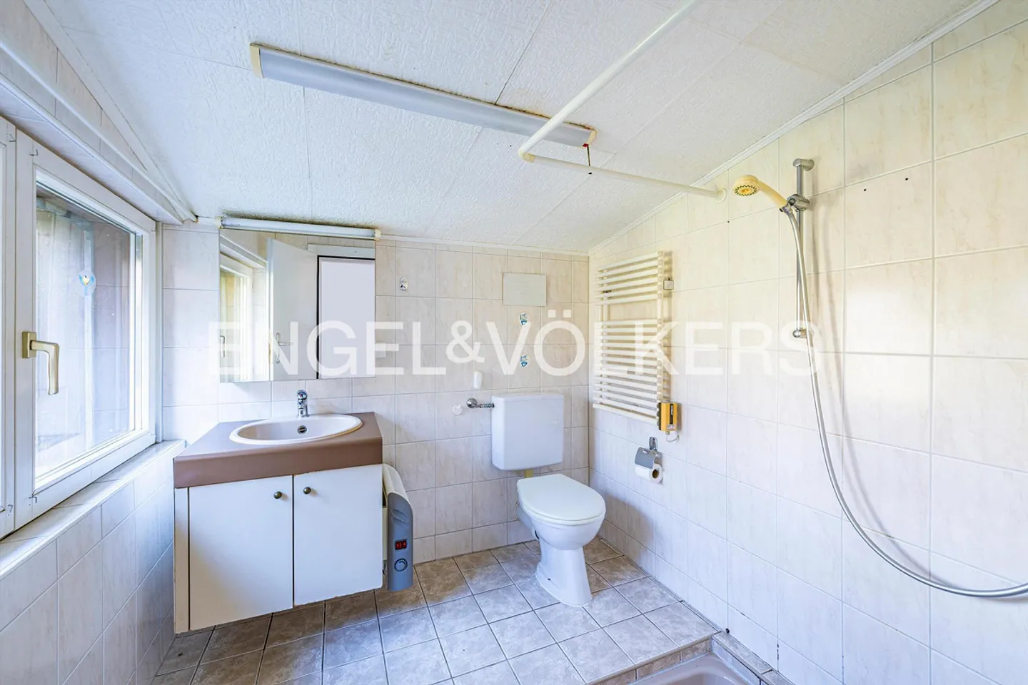 Maison individuelle avec grand terrain - Photo 17 sur 18