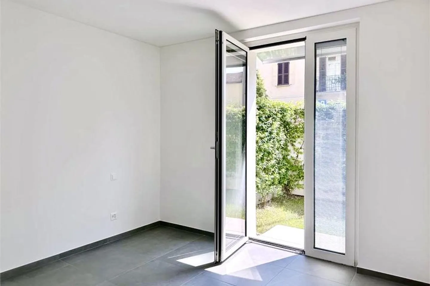 ACQUISTO DIRETTO DEL PROMOTORE - nuovo 2,5 locali con giardino - Foto 6 di 8
