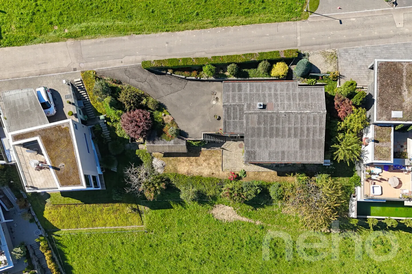 Detached family house with fantastic lake view - Photo 12 of 12