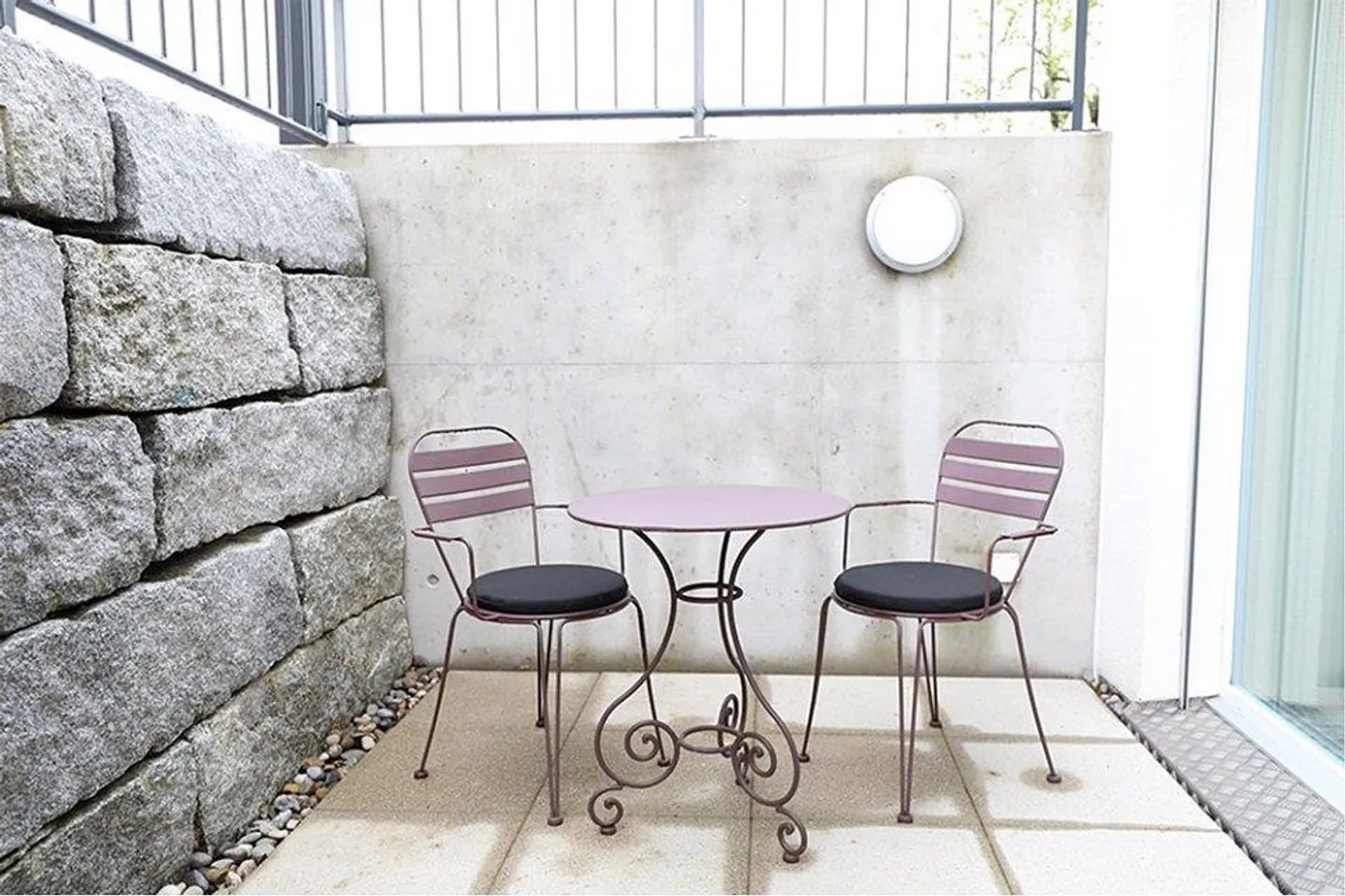 Studio in posizione idilliaca con area giardino - Foto 3 di 8