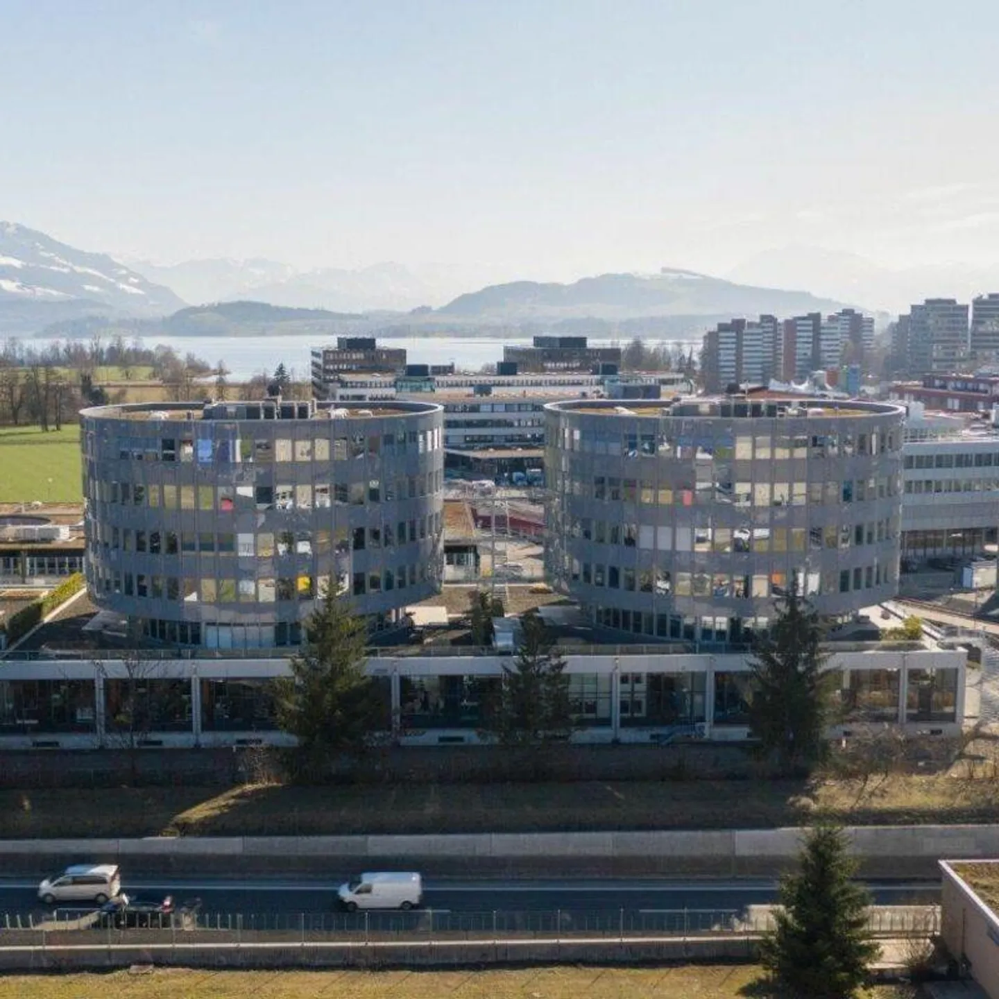 2,70m² di spazi commerciali moderni e di alta qualità al piano terra - Foto 10 di 11