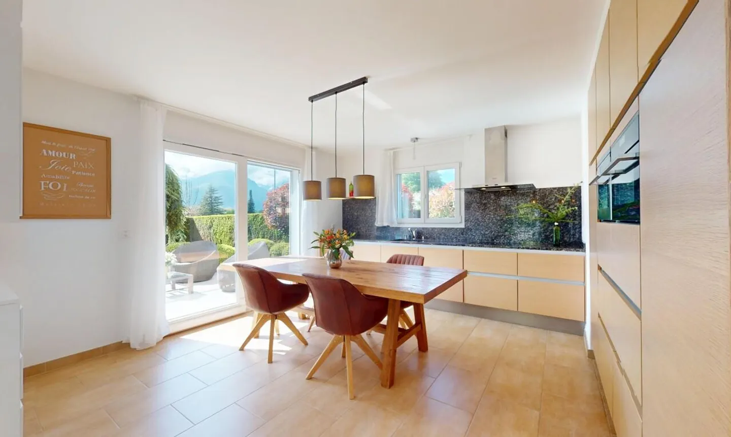 Casa arredata eccezionale ad Aigle con vista e grande giardino - Foto 10 di 13
