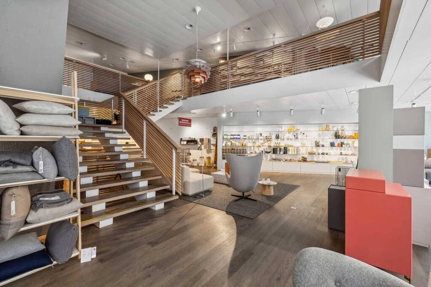 Espace attrayant avec vitrine dans le meilleur emplacement à Bâle ! - Photo 3 sur 12