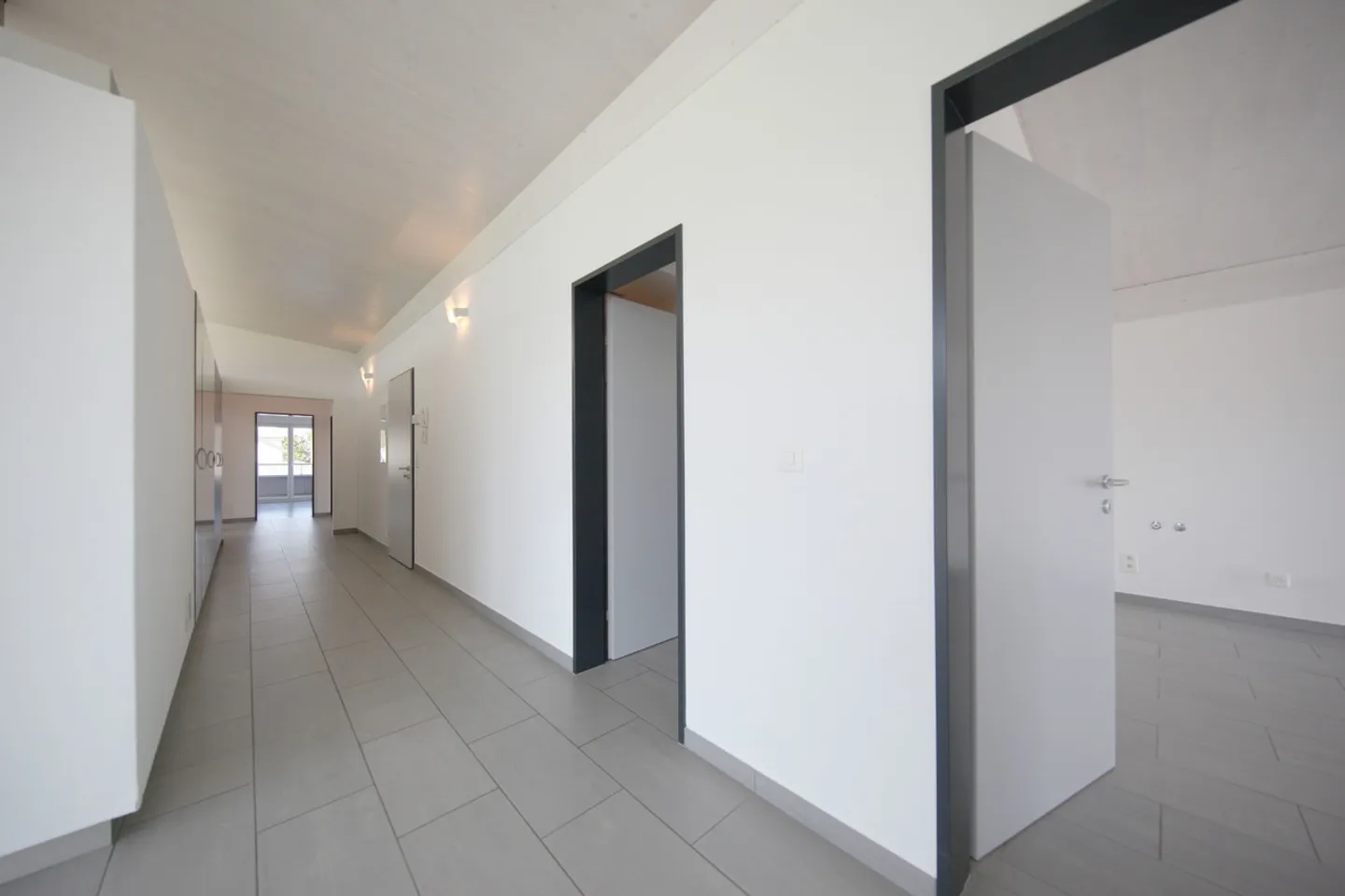 Traumhafte Attikawohnung mit unverbaubarer Weitsicht  - Foto 9 von 17