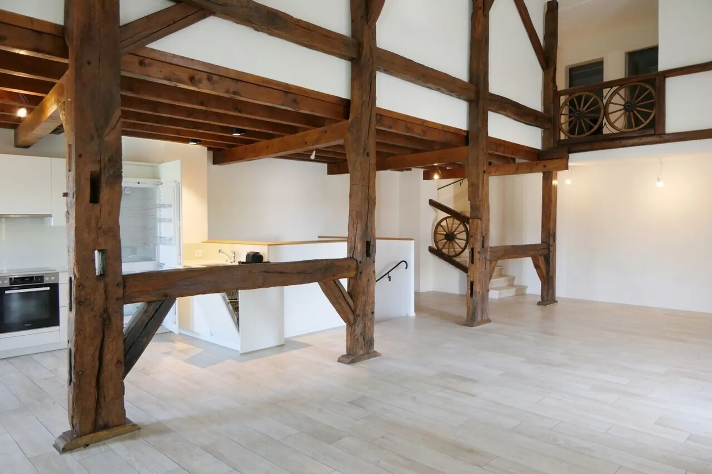 Splendido appartamento duplex di 5,5 stanze nel cuore del villaggio - Foto 2 di 8