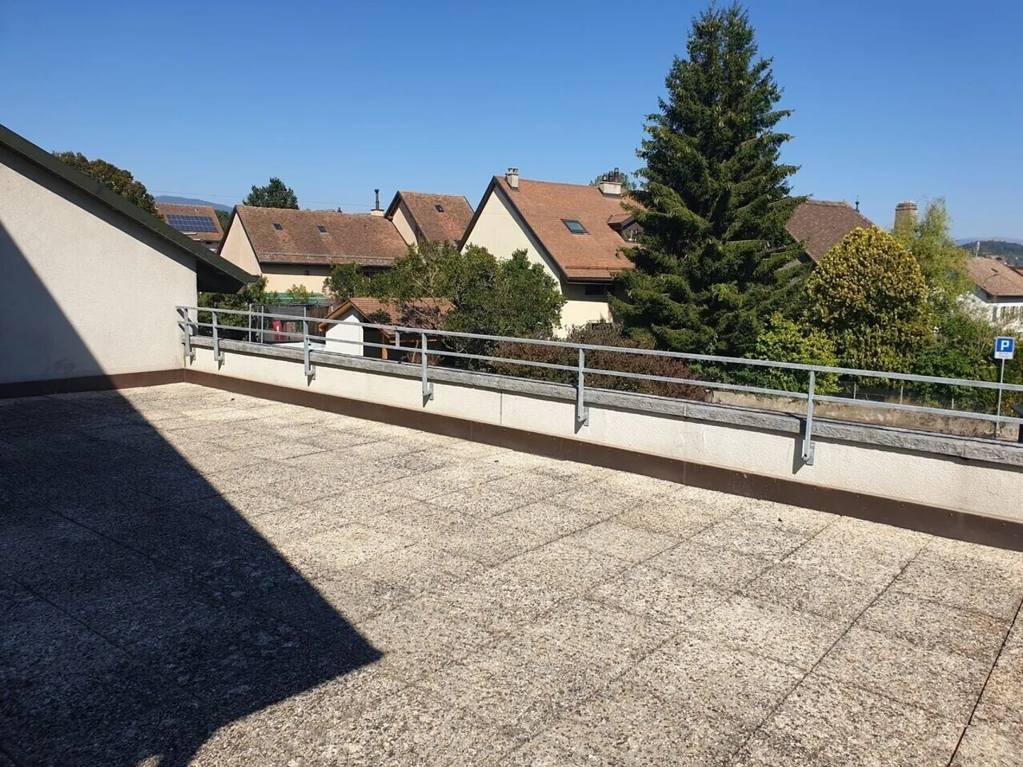 Splendido appartamento duplex di 5,5 stanze nel cuore del villaggio - Foto 5 di 8