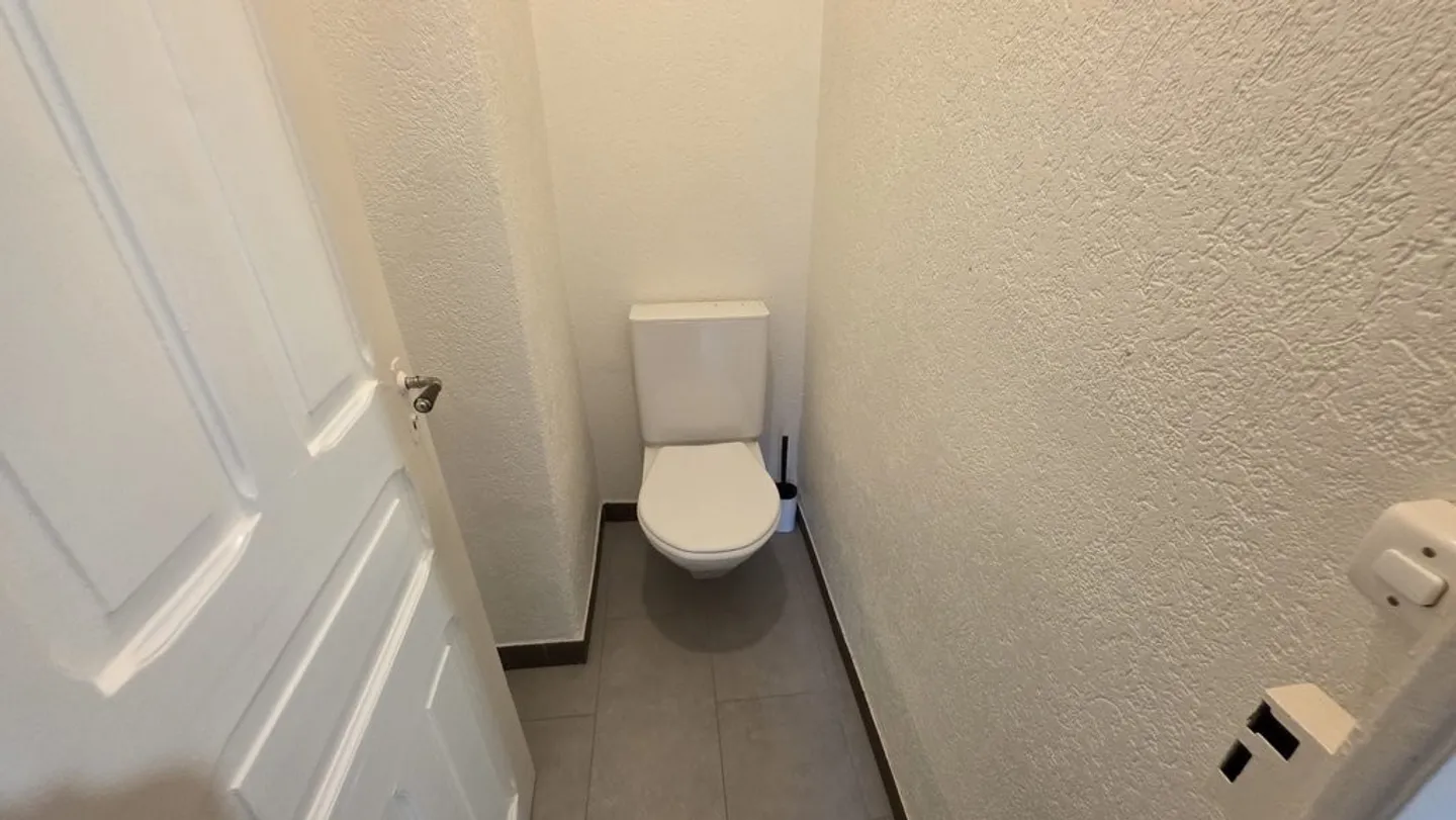 Appartement Charmant avec Balcon - Photo 8 sur 10