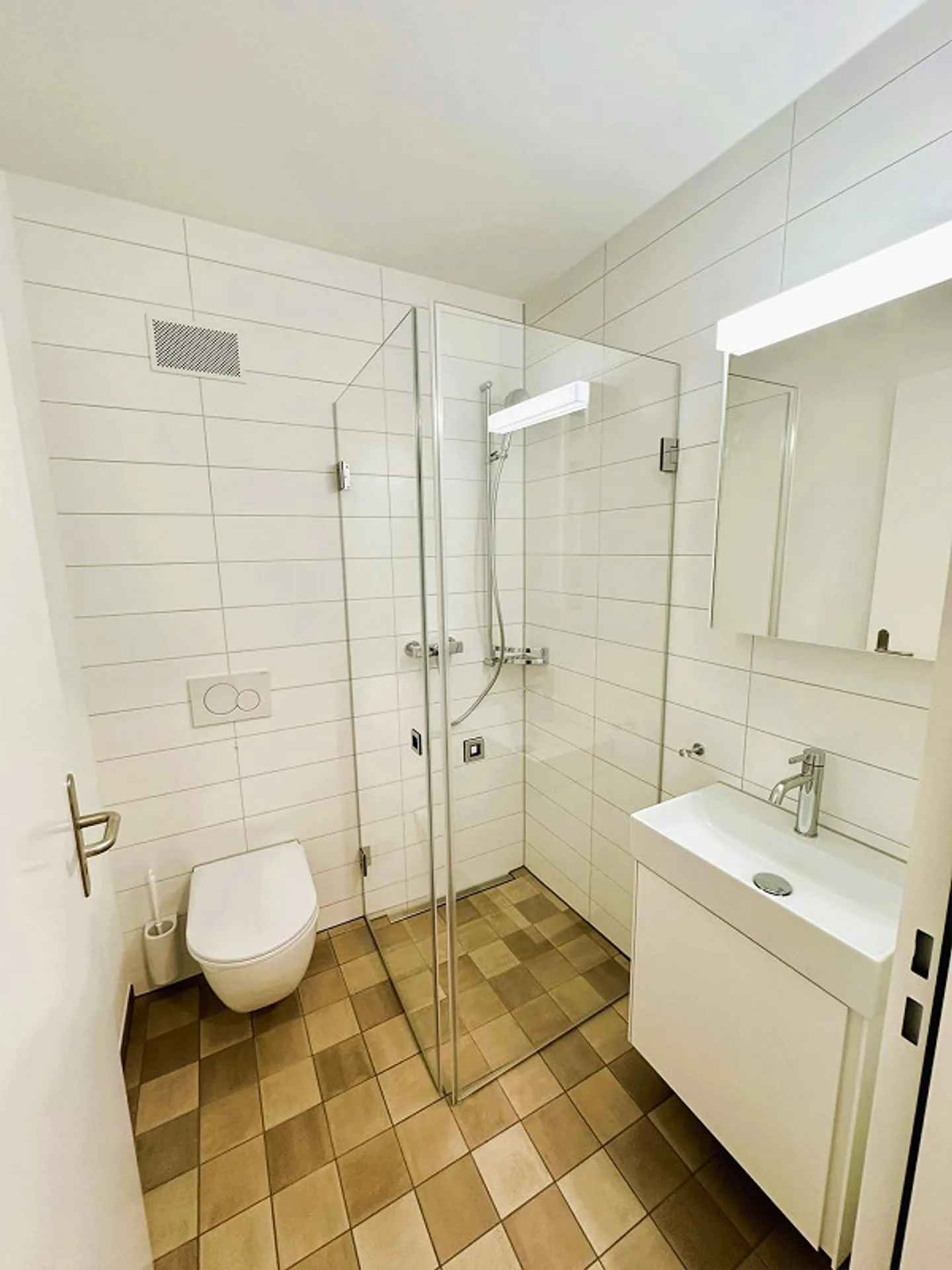 Appartamento 4.5 locali con ampia terrazza - Foto 9 di 12