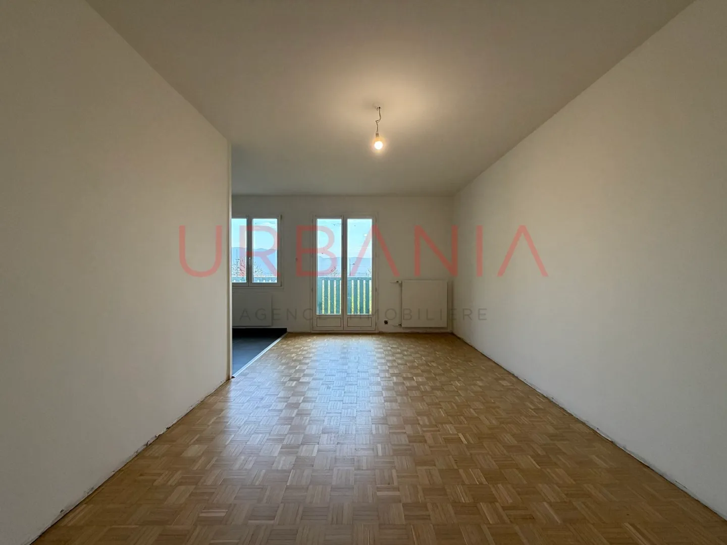 Magnificent 4-room apartment - 68 m² PPE - with 10 m² balcony - Photo 9 of 14