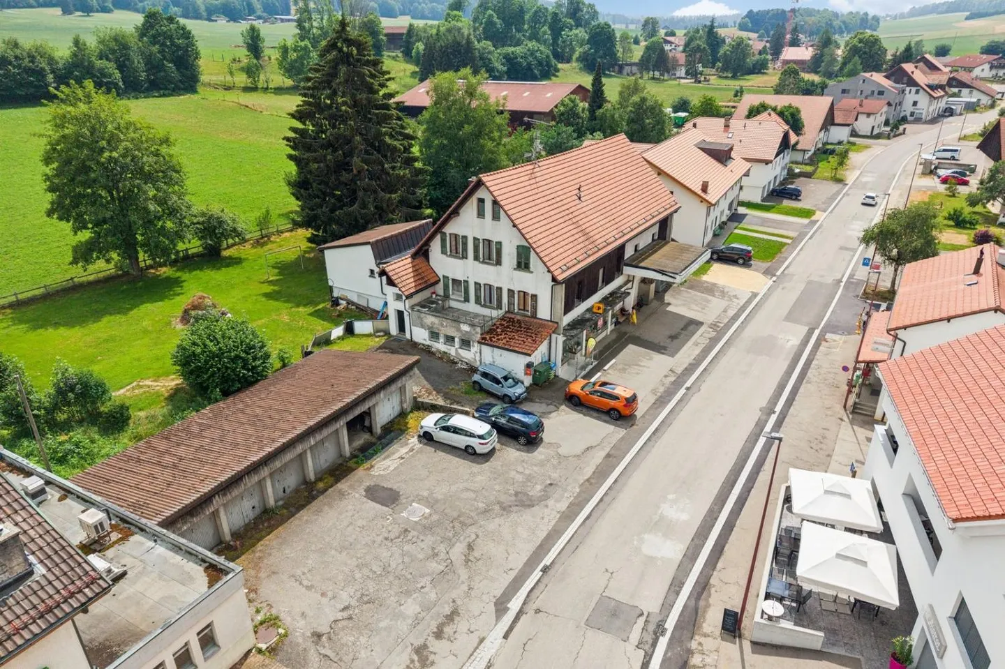 Lajoux, Franches-Montagnes | Gemischte Liegenschaft & Anwesen mit Potenzial - Photo 2 sur 13