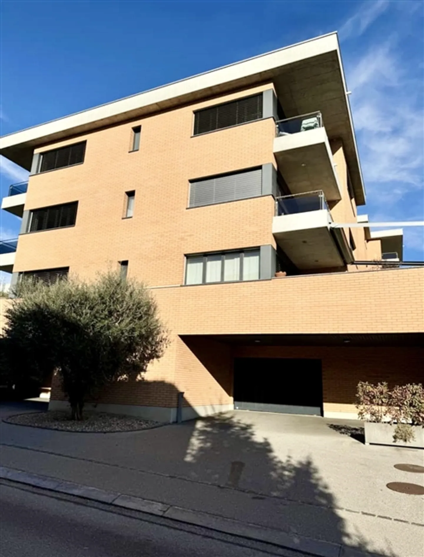 «5043 Massagno - 4.5-Zimmer-Wohnung mit Garten» - Foto 2 von 20