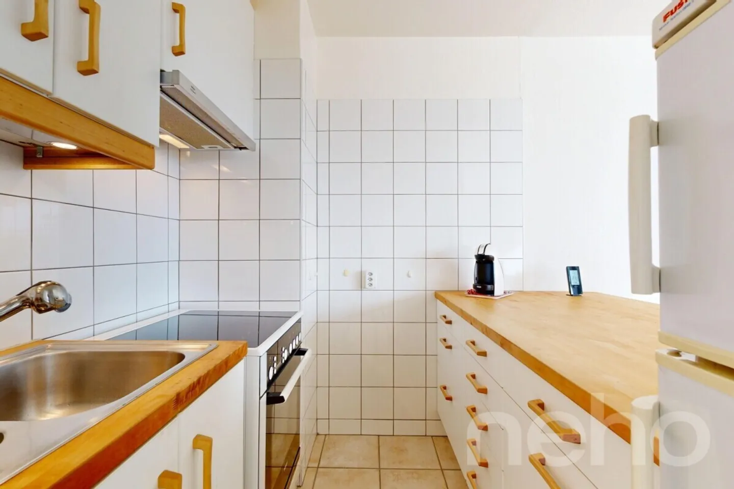 Attique 2.5 pièces à Perly : calme, verdure et luminosité - Photo 7 sur 12