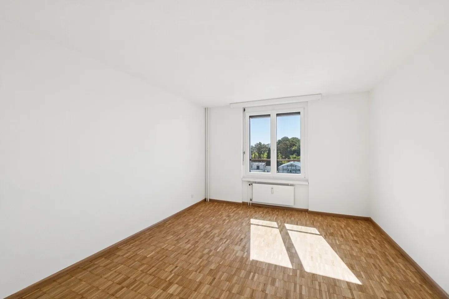 Appartamento ristrutturato con balcone - Foto 5 di 11