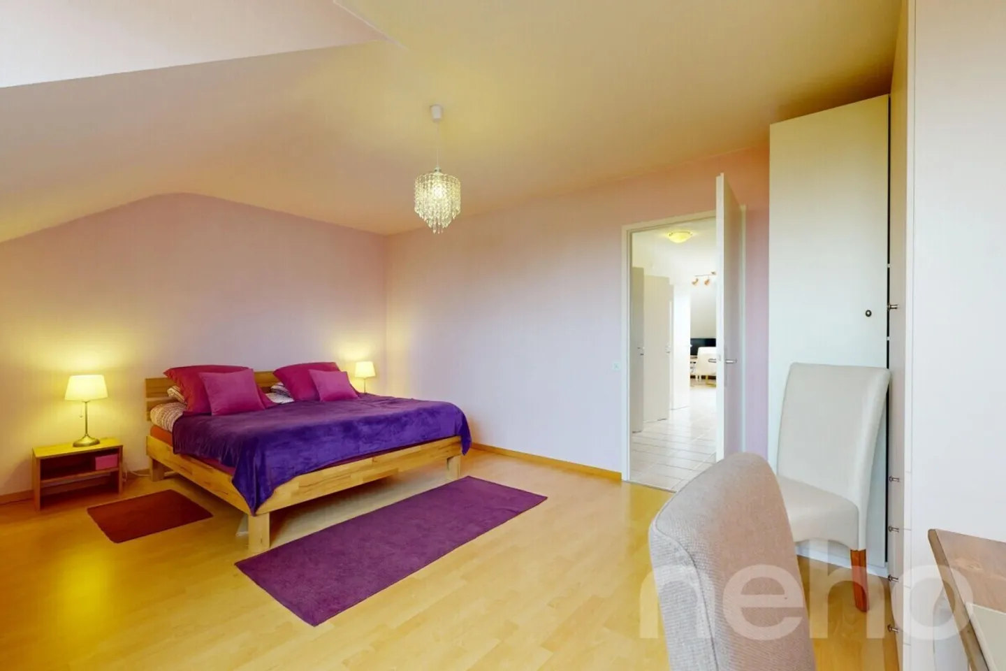 Attique 2.5 pièces à Perly : calme, verdure et luminosité - Photo 9 sur 12