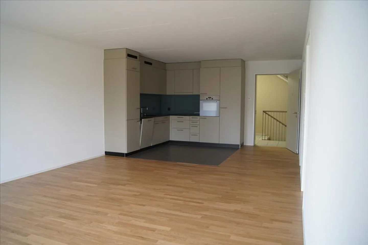 Modern Apartment in Dübendorf - Photo 2 of 6