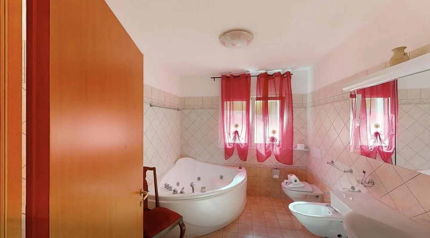 Appartamento con vista lago - Foto 17 di 19