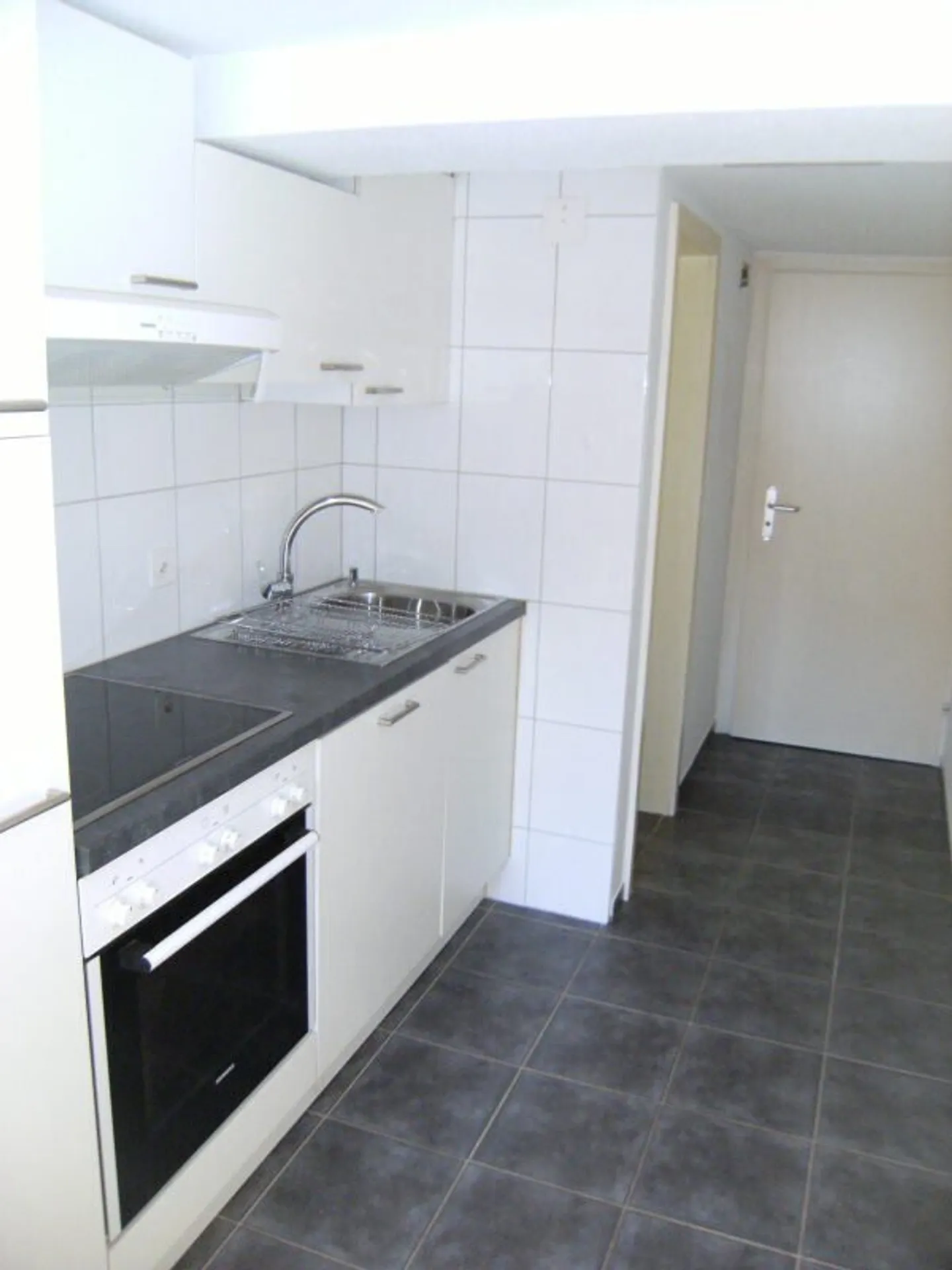 Great and friendly apartment in a central location! - Photo 4 of 6