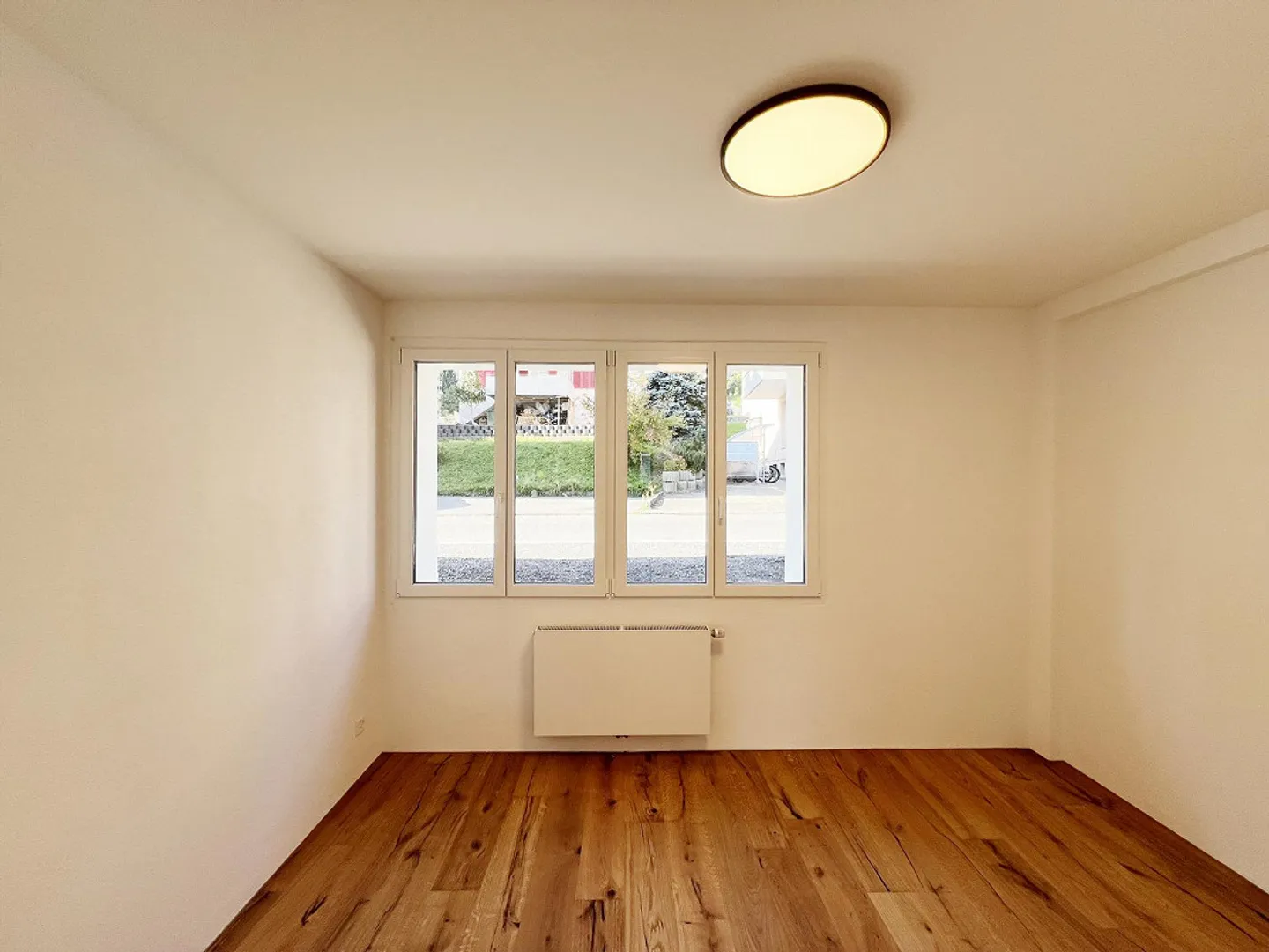 Design apartment with loft character - Photo 4 of 10
