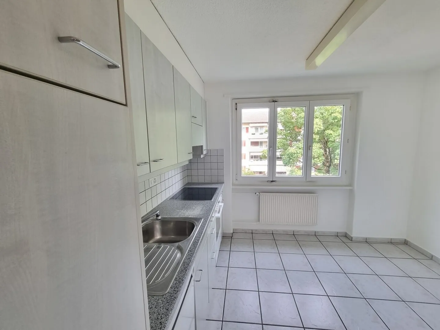 Appartement avec des environs verts ! - Photo 2 sur 6