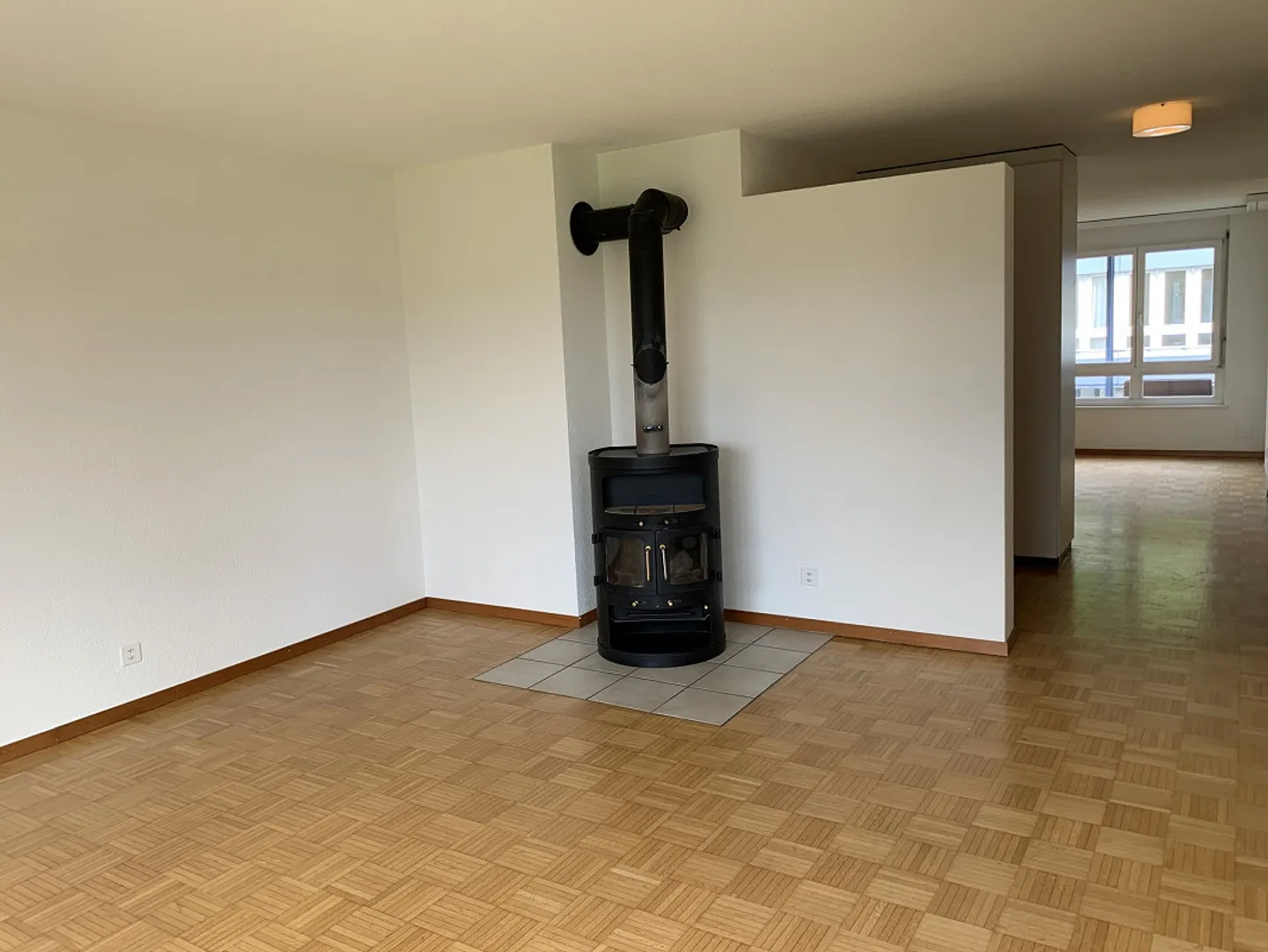 Appartement 3,5 pièces dans un emplacement calme à Bubendorf - Photo 5 sur 8