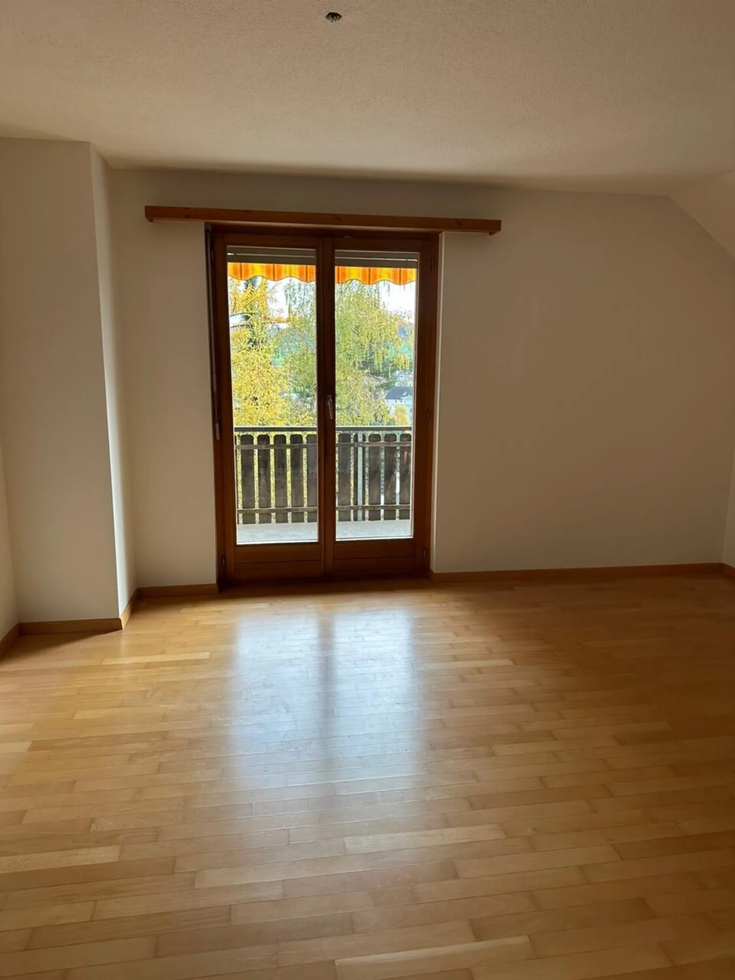 Appartamento maisonette rustico con camino. Una visita ne vale la pena! - Foto 3 di 9