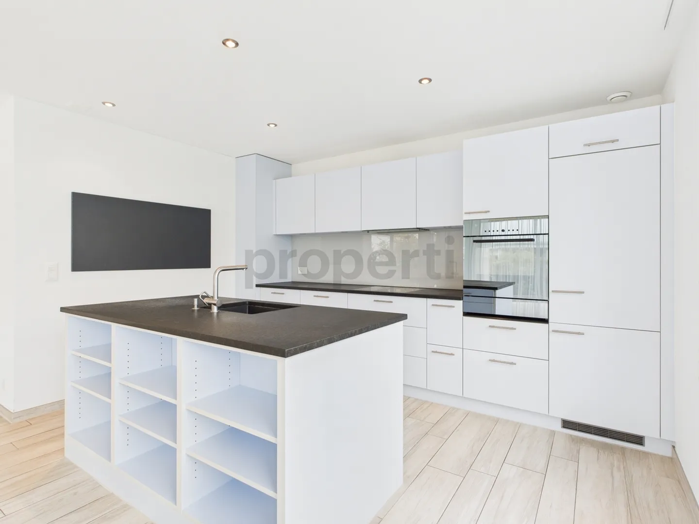 Lichtdurchflutete Traumwohnung in Niederwil AG mit 5.5 Zimmern - Foto 2 von 9